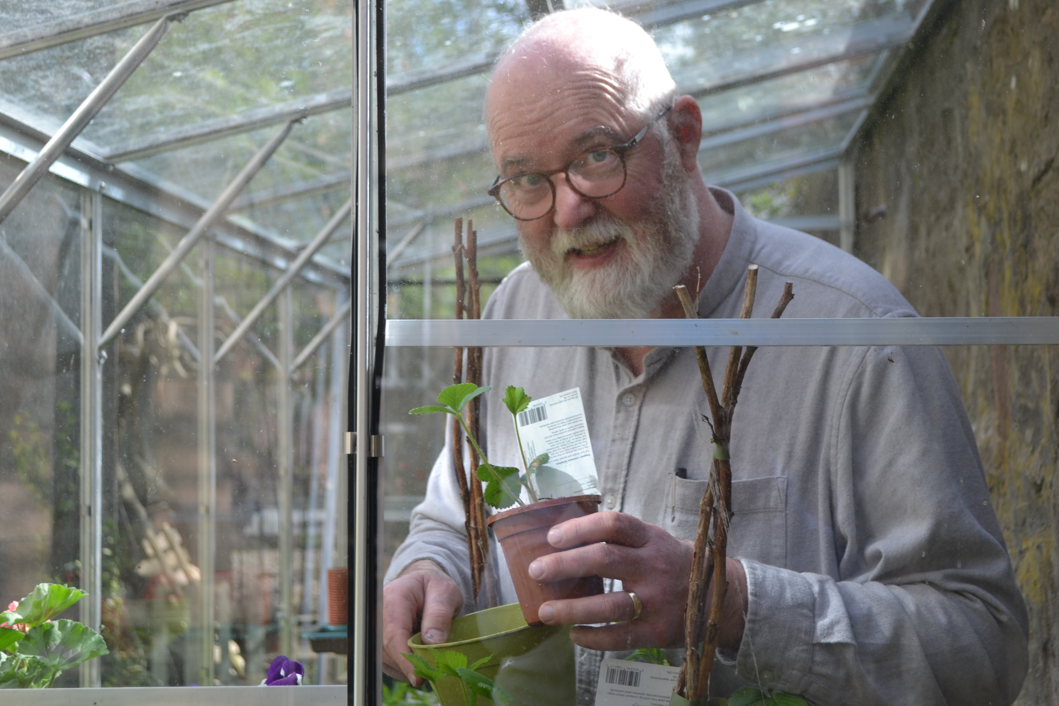 Dundee homeless see benefits of getting outdoors for mental health and substance use