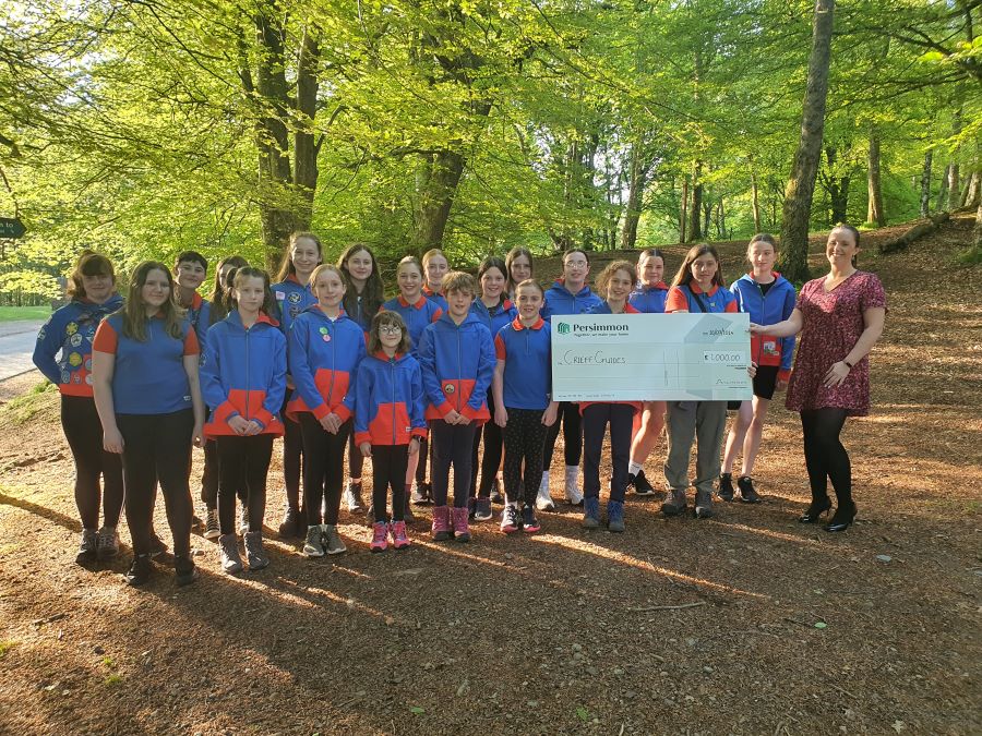 1st Crieff Guides receives £1,000 donation from Persimmon North Scotland