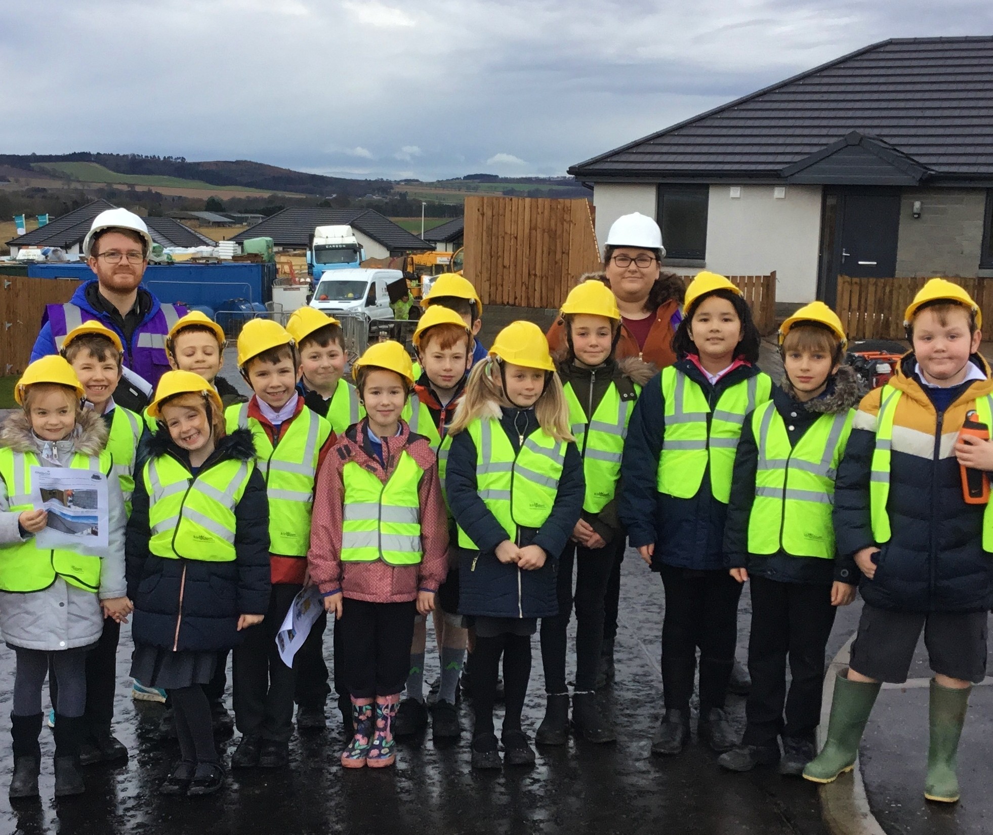 Dairsie Primary School pupils visit Kingdom Housing Association development