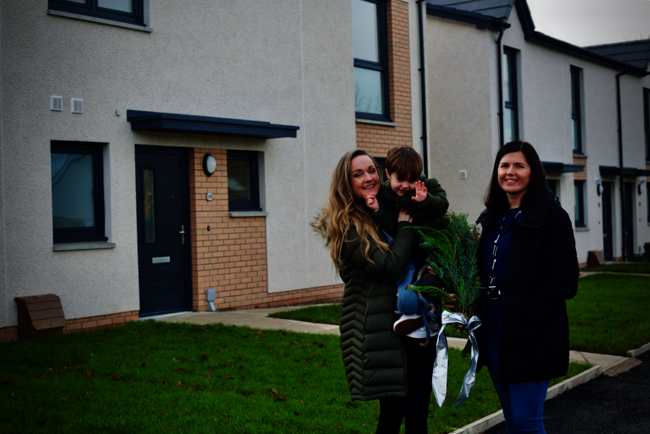 Veteran families move into Scotland's largest affordable modular housing development