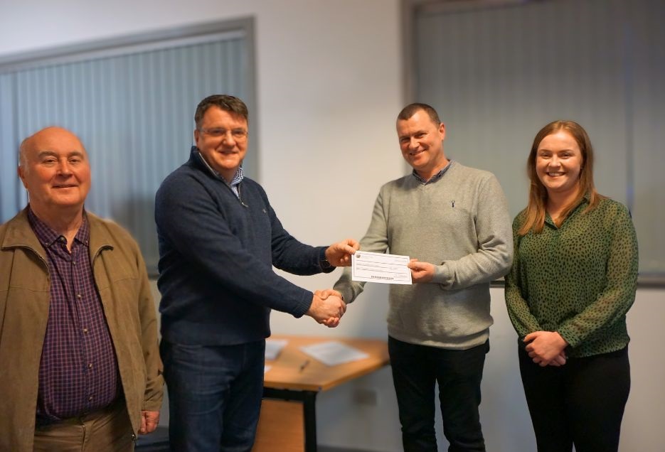 Hebridean Housing Partnership donates £1,000 to six charities