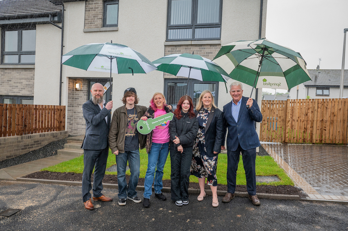 Residents celebrate completion of first new homes at Deans South