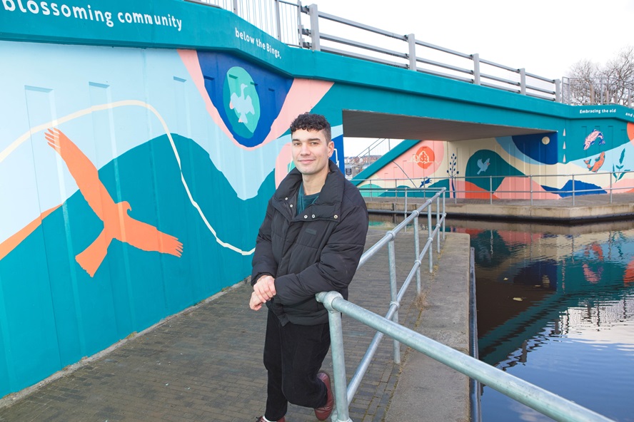 Vast new mural unveiled in West Lothian town centre