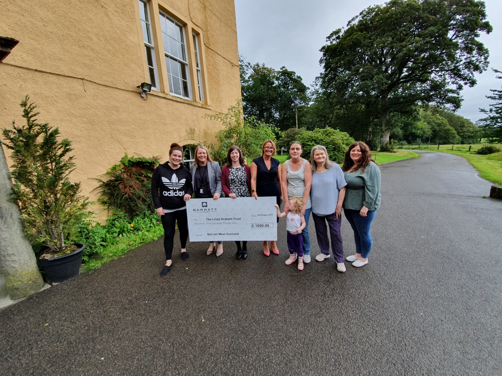 Barratt Homes West Scotland gives £1,000 to Lilas Graham Trust