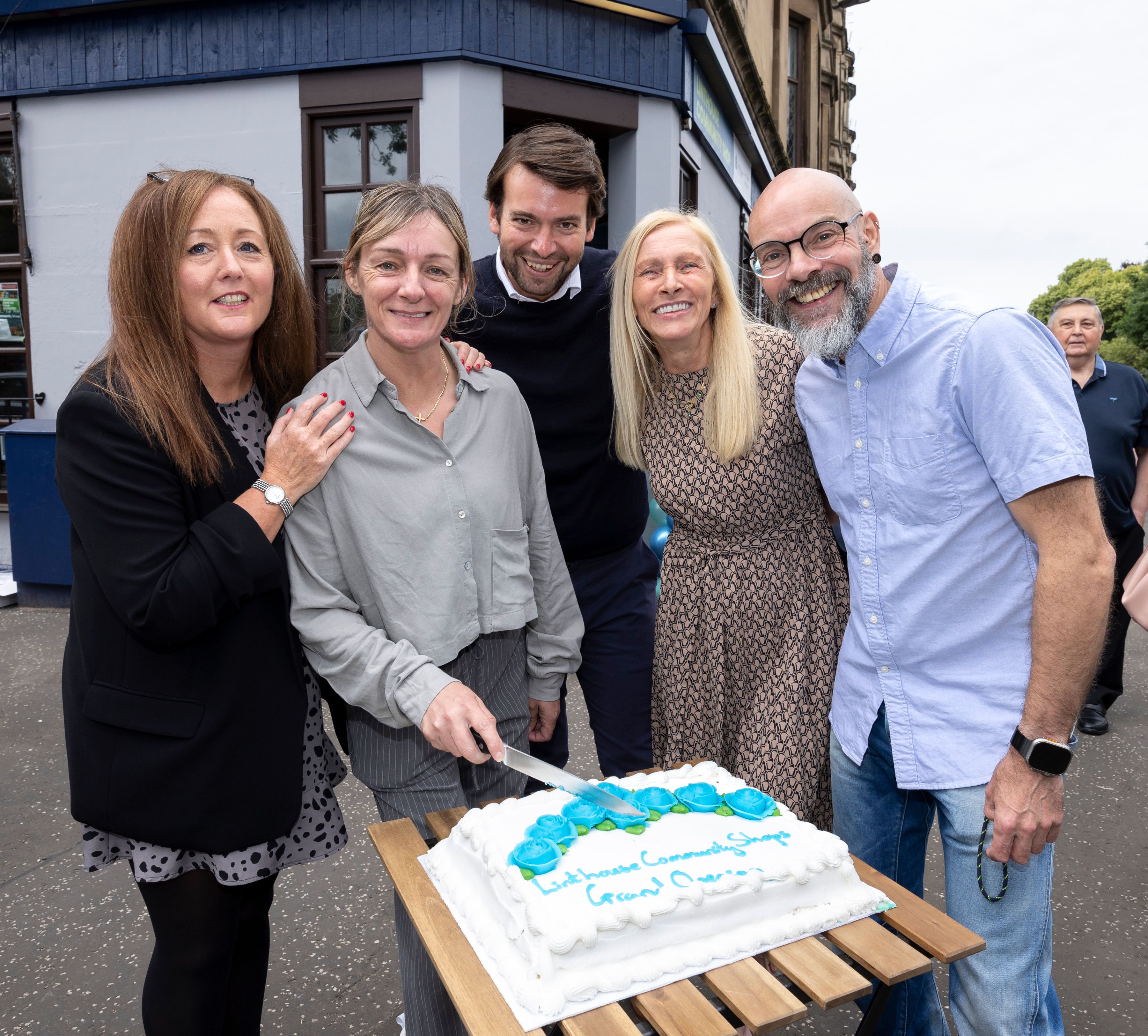 New community shop launched by Linthouse Housing Association