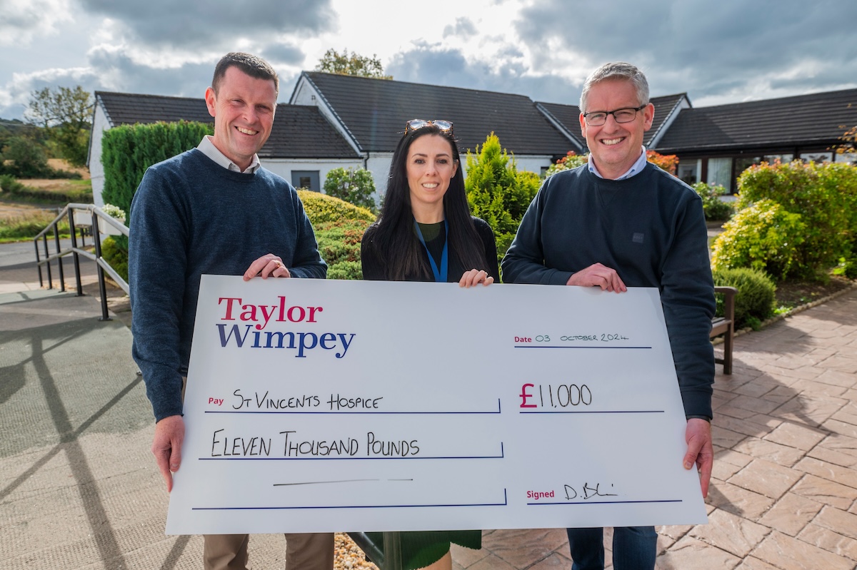 St Vincent’s Hospice receives £11,000 donation from Taylor Wimpey West Scotland