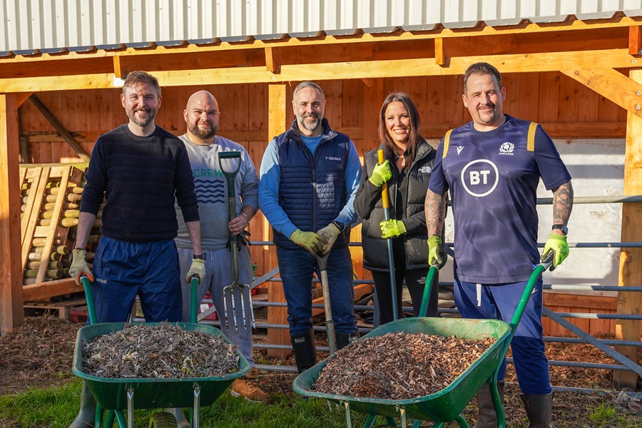 Dandara Scotland volunteers with Cyrenians