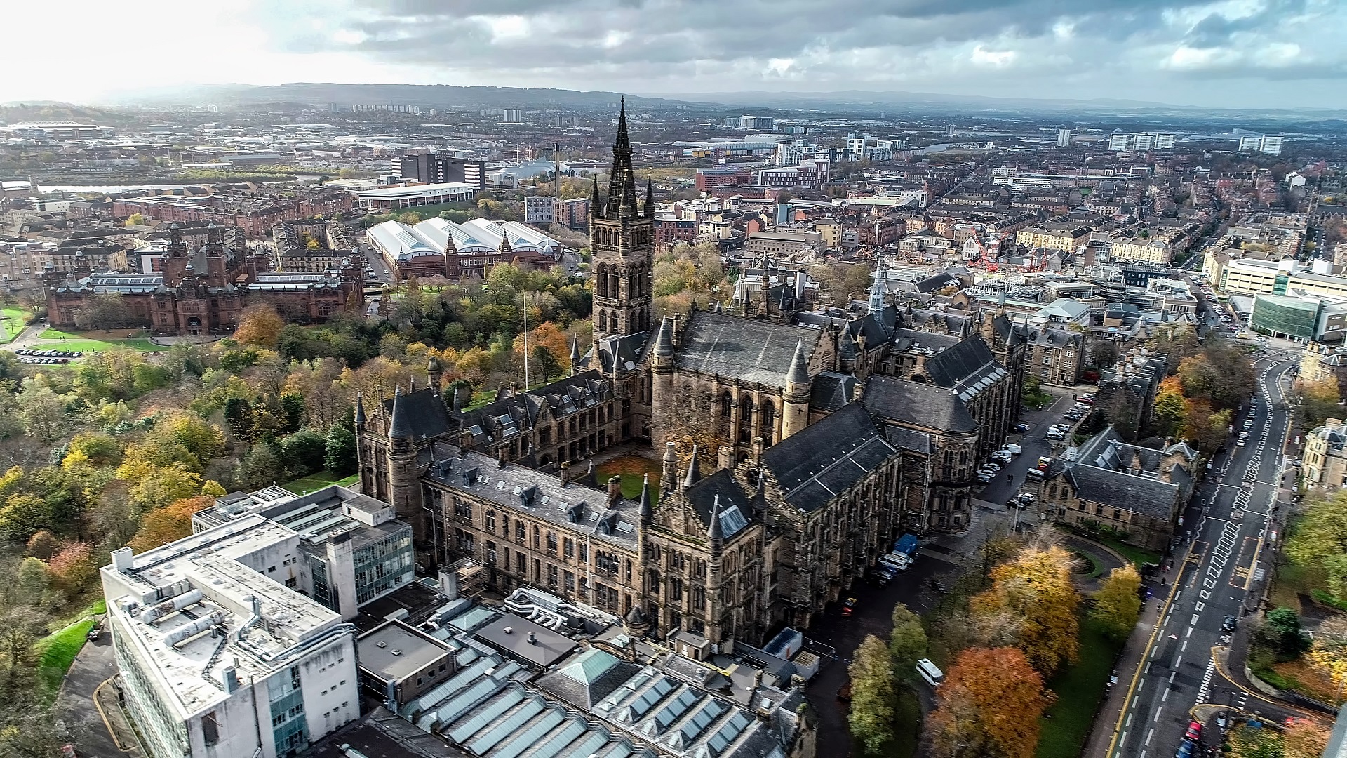 Glasgow University offers coronavirus rent refund to students