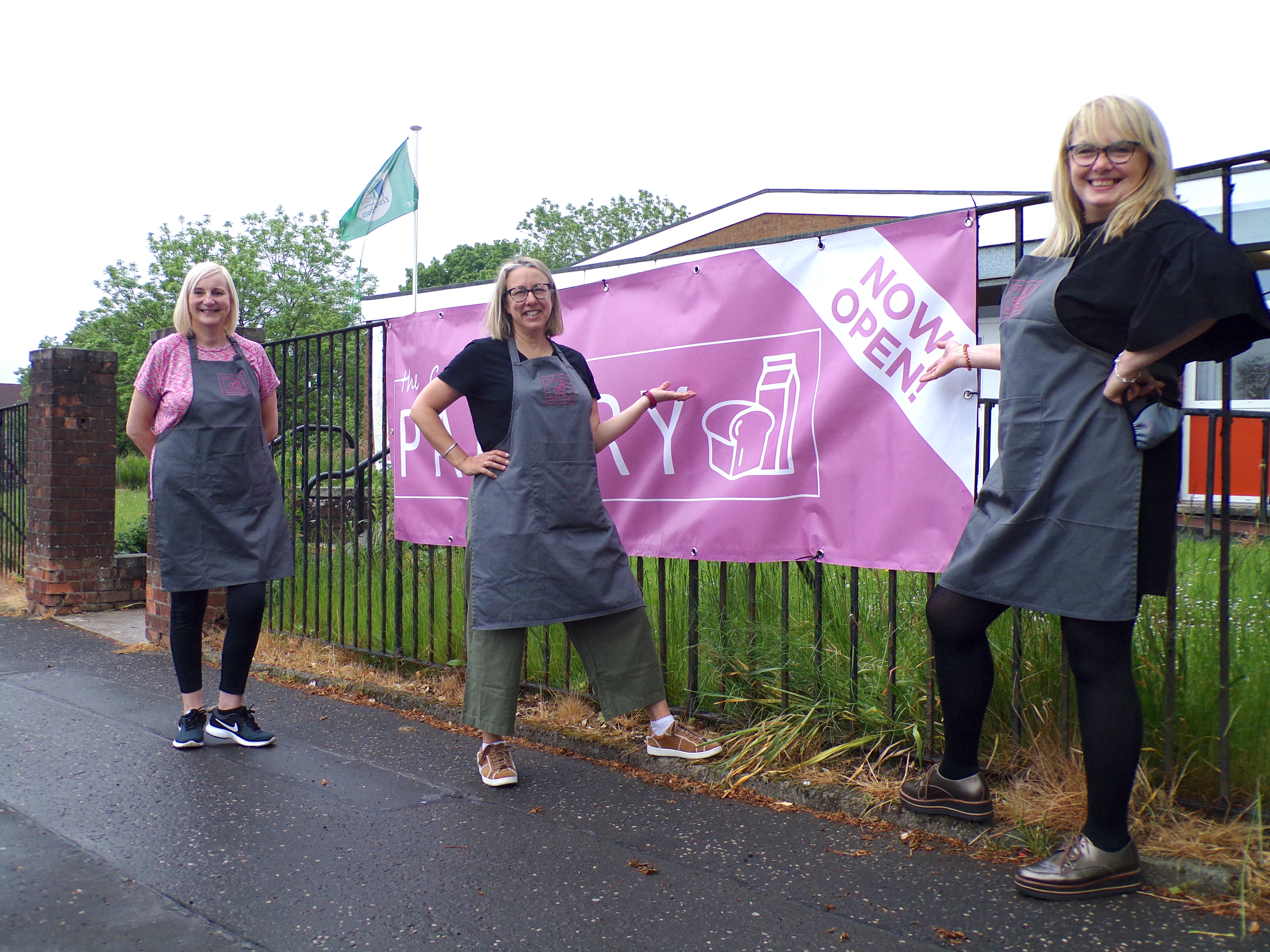 Housing associations help Castlemilk pantry open its doors