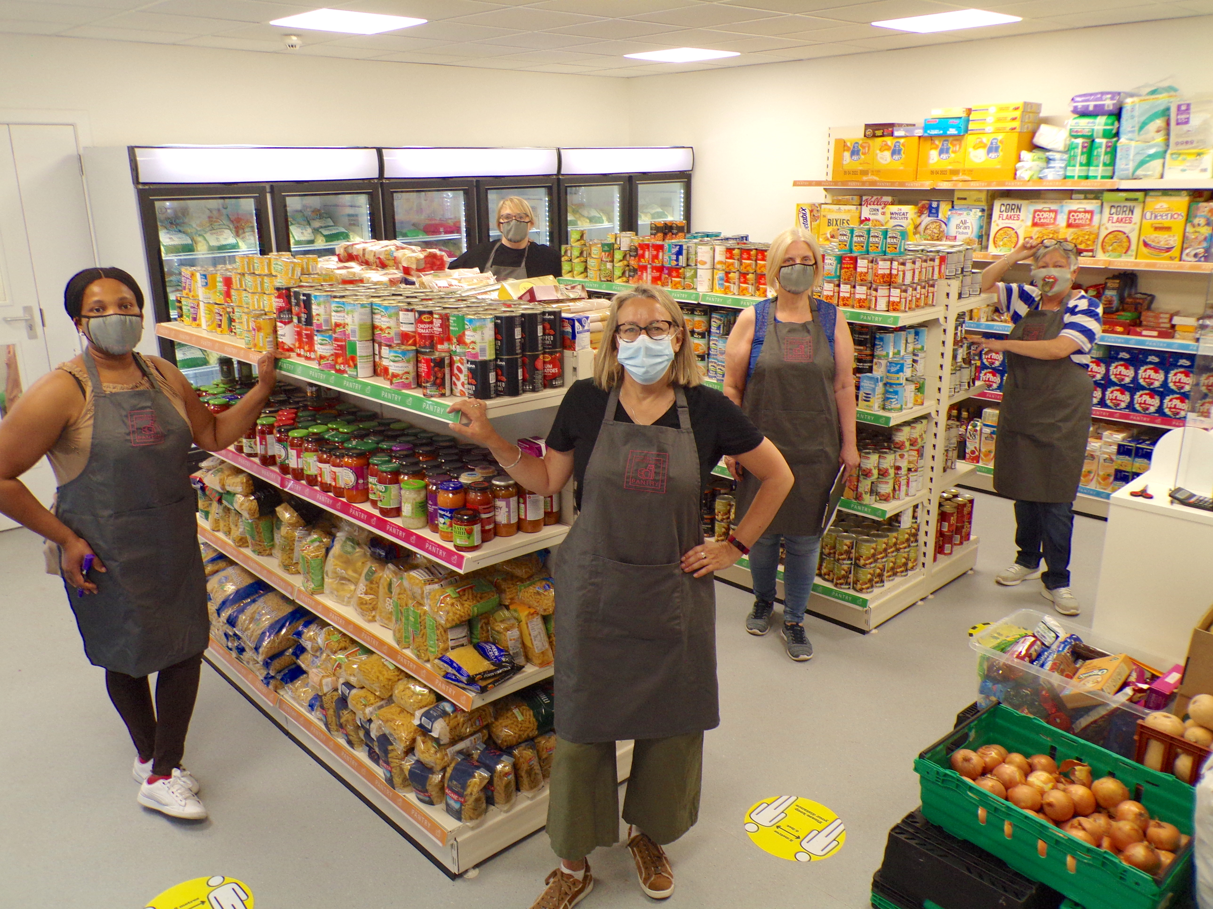 Housing associations help Castlemilk pantry open its doors