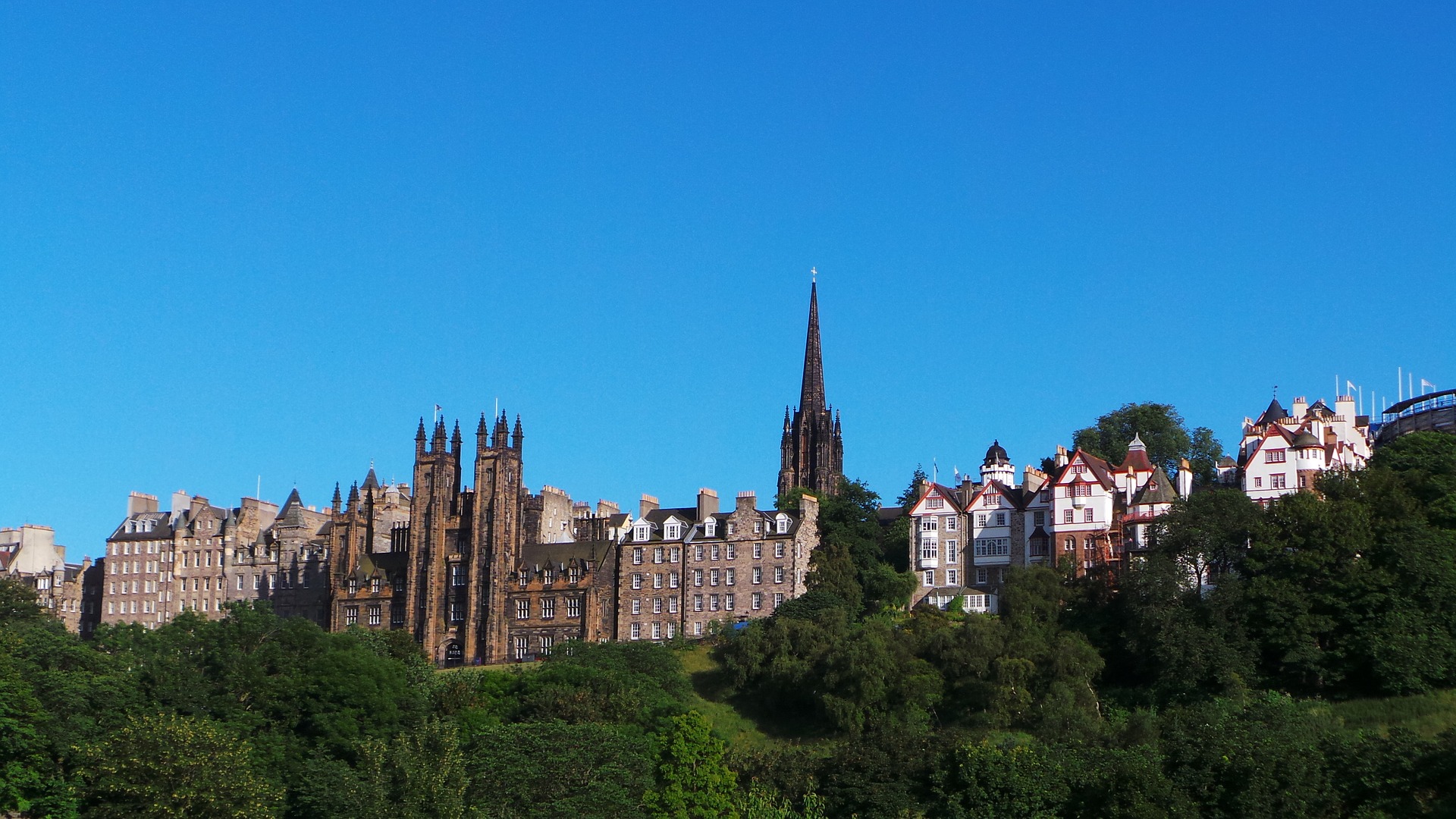Sustainable city ambitions recognised in new Edinburgh by Numbers report