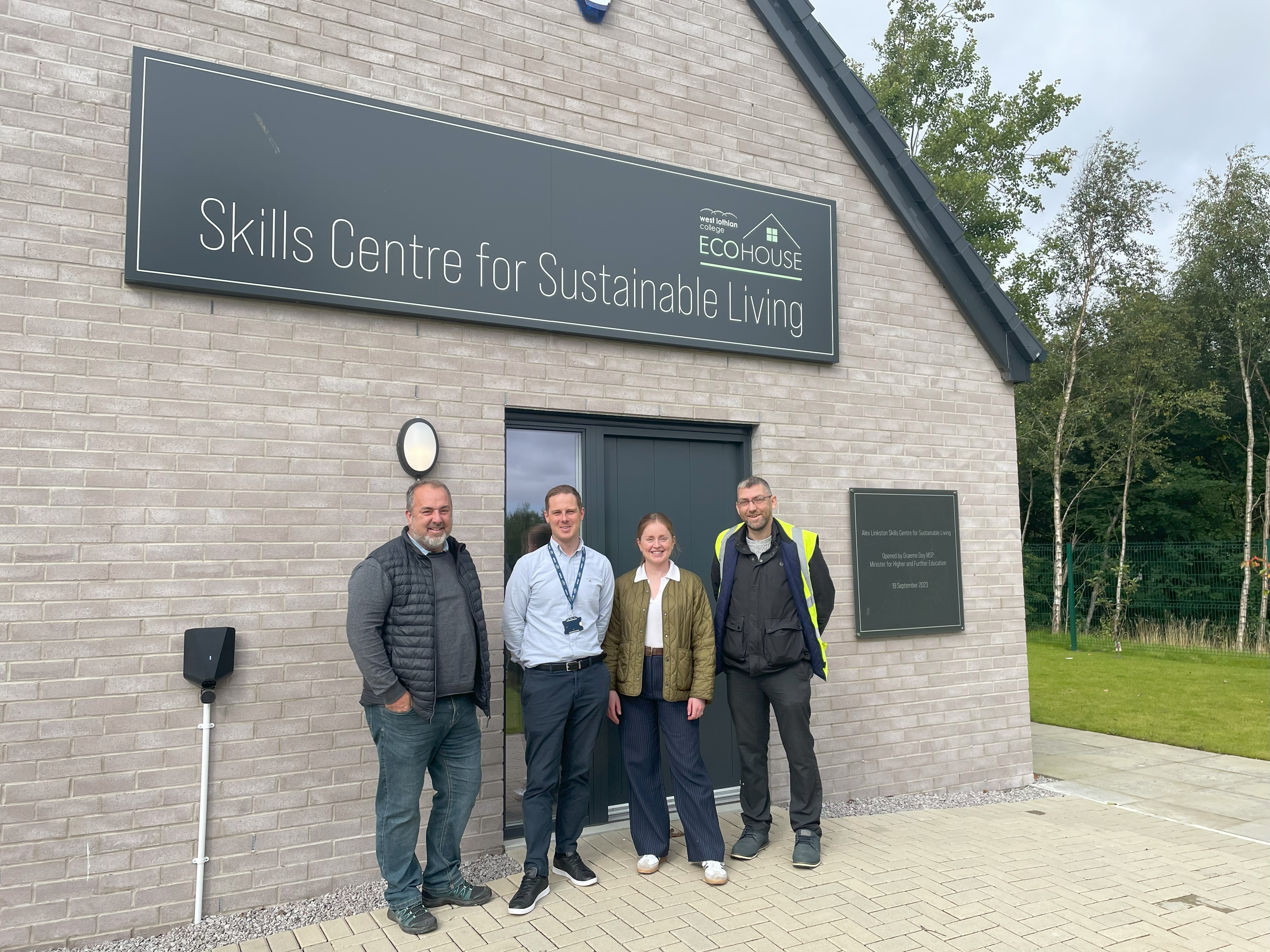 Connect Modular kicks off community engagement programme with West Lothian College visit