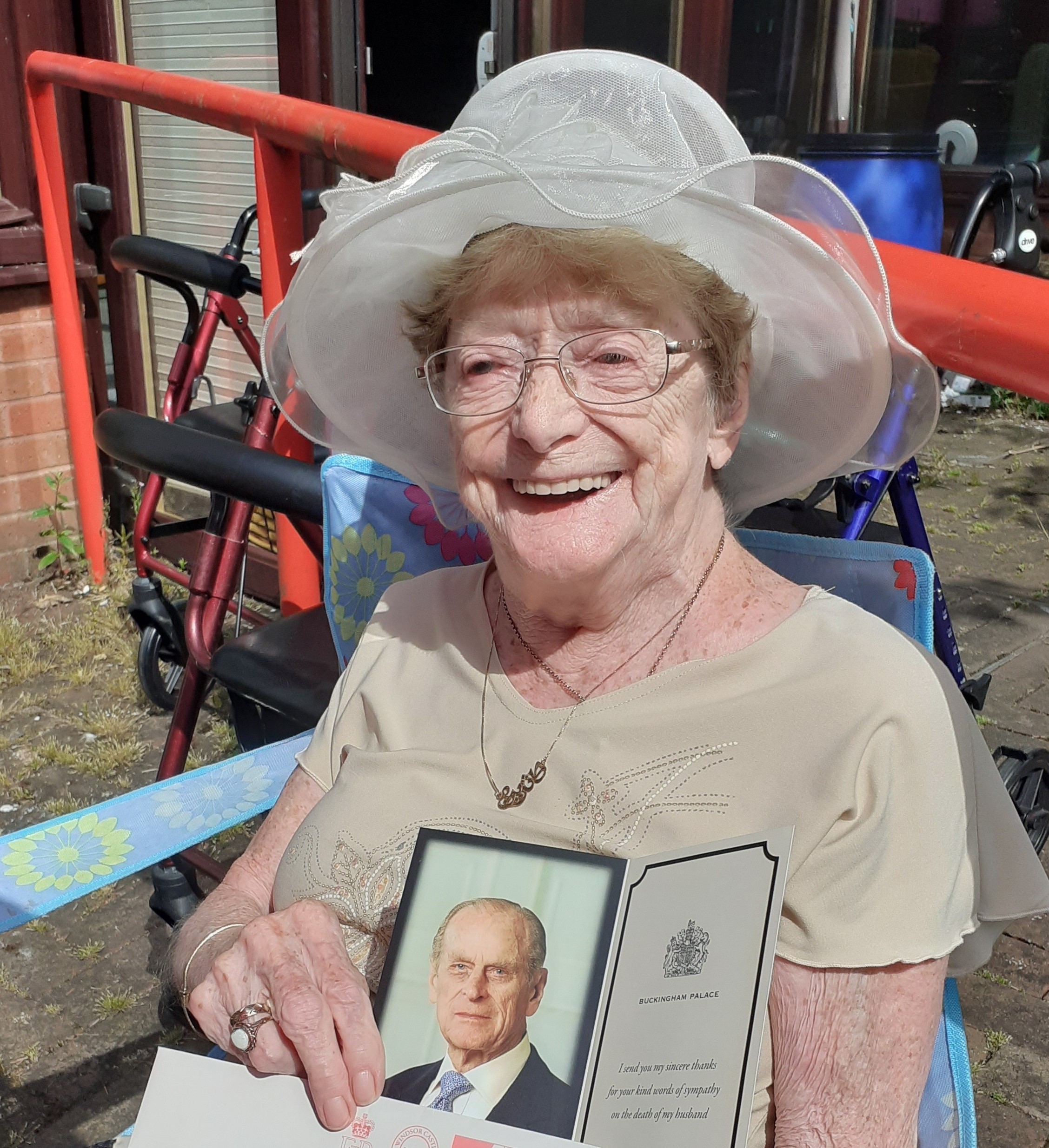 River Clyde Homes resident receives letter from the Queen