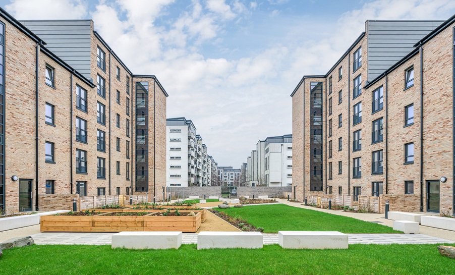 Hundreds more tenants move into environmentally friendly affordable homes in Granton